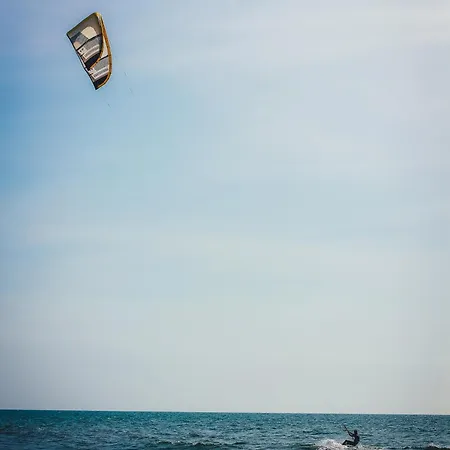 Frente A La Playa !!! *